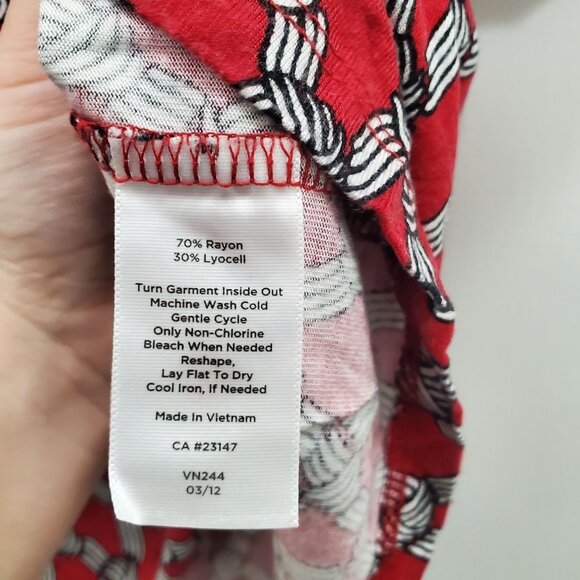 Talbots Petites Red White Knot Print‎ Super Soft Pleated Neck Top Size SP - Picture 4 of 6